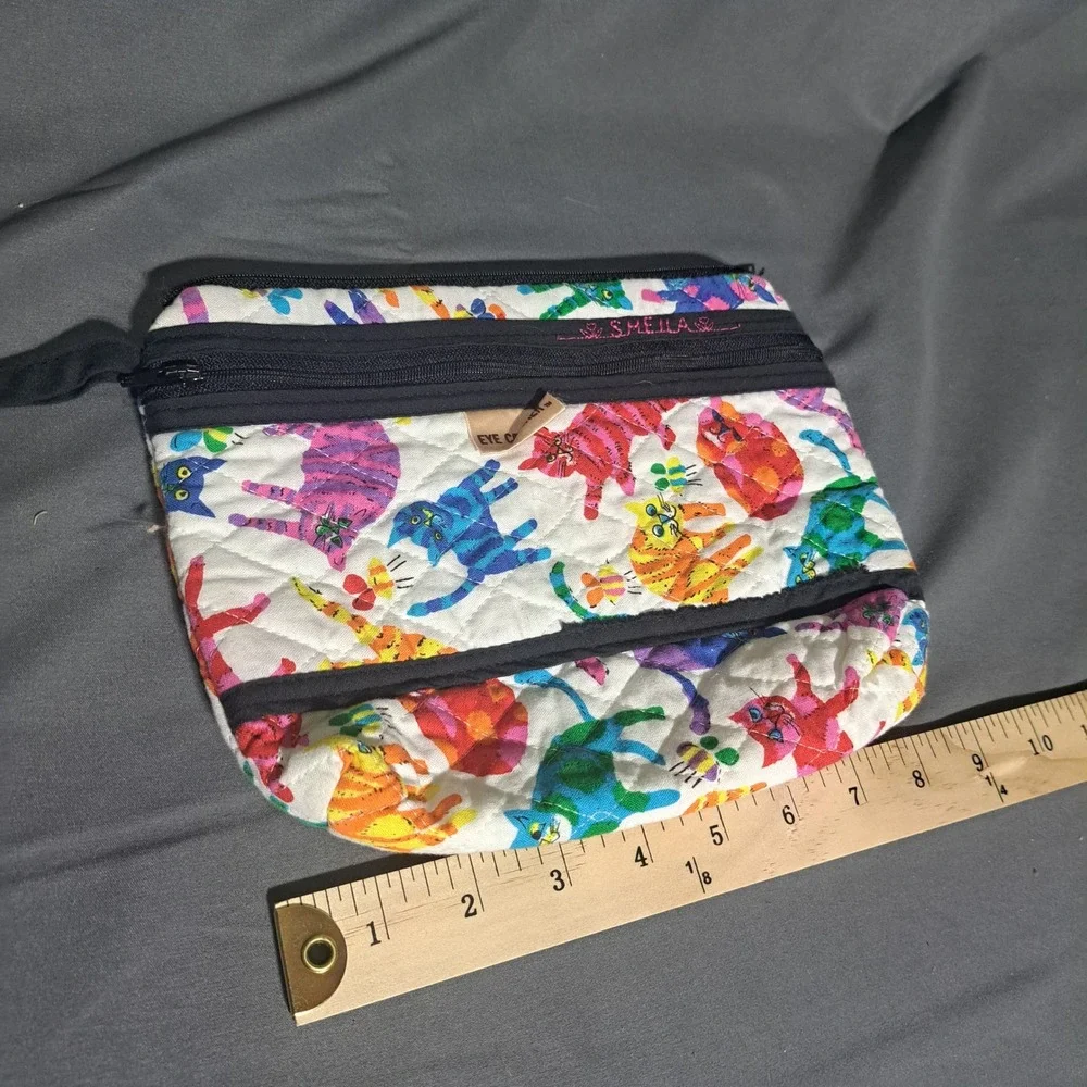 Eye Catcher Quilted Psychedelic Cat Print Zipper Pouch Wristlet Makeup Bag Multi